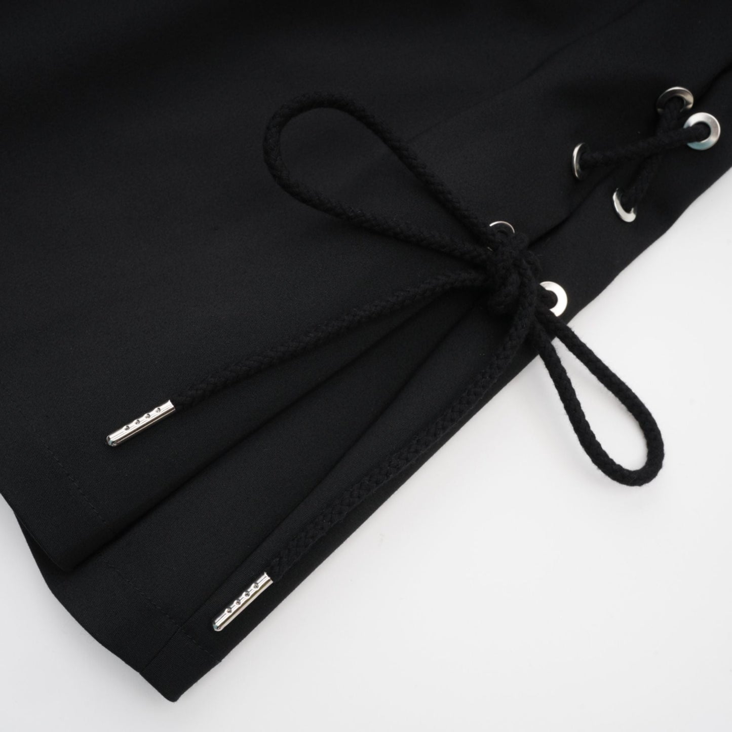 Jaina black hook & eye pocket dress