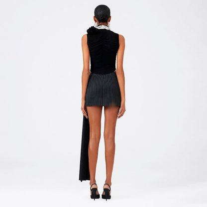Flower Decorated Lace Hem Black Mini Skirt