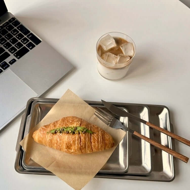 Medium stainless steel serving tray, 27 x 15 cm, with modern minimalist design for appetizers, made from premium 304 stainless steel.